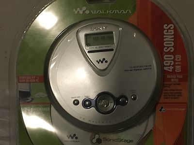 NEW SONY WALKMAN PORTABLE CD PLAYER DNF 400 WITH MP3 ATRAC NEW SONY WALKMAN PORTABLE CD PLAYER DNF 400 WITH MP3 ATRAC