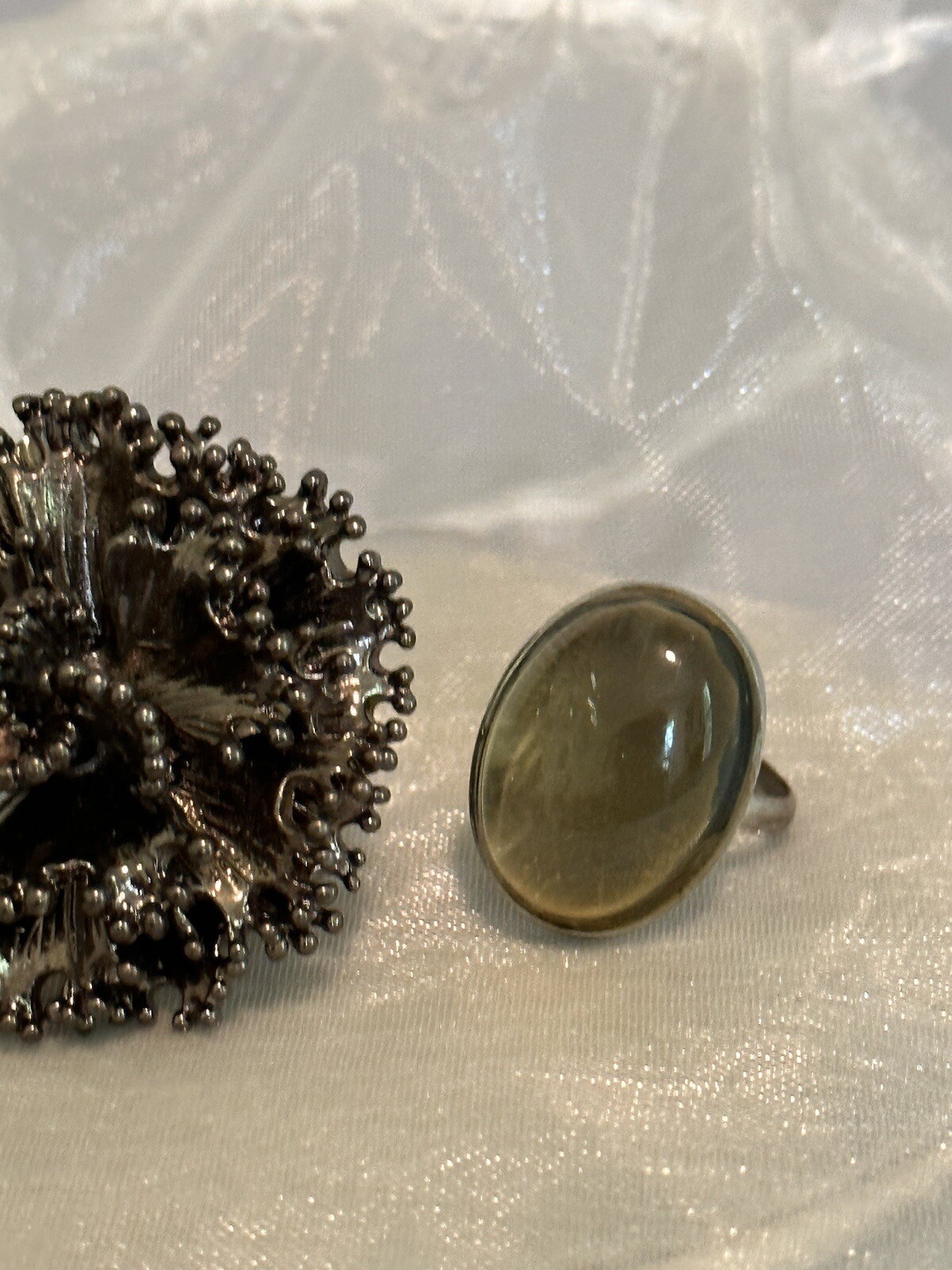 LG DARK BRONZE ADJUSTABLE STATEMENT RING + VTG MO… - image 2