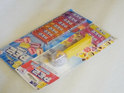 💗 PEZ CANDY & DISPENSER THUMBS UP EMOJIS COLLECT THEM ALL ADULTS, KIDS 💗NEW👀 - Picture 9 of 11
