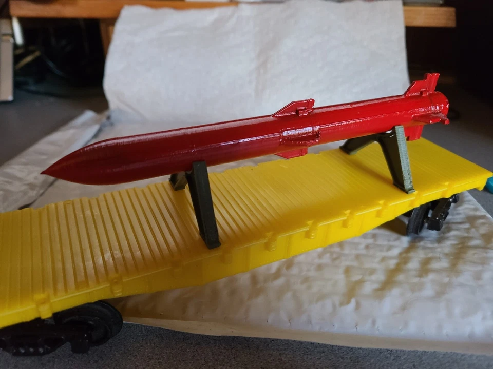 KUSAN REPRODUCTION ROCKET FOR FLATCAR IN RED - Image 4 of 4