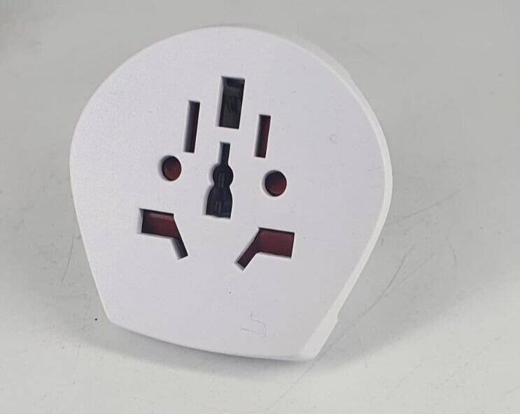 Skross Pro Plus USB World Adapter - Cool Tools