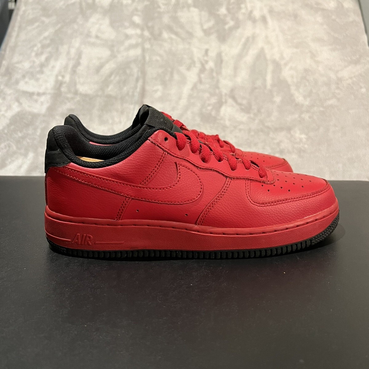 air force one gym red