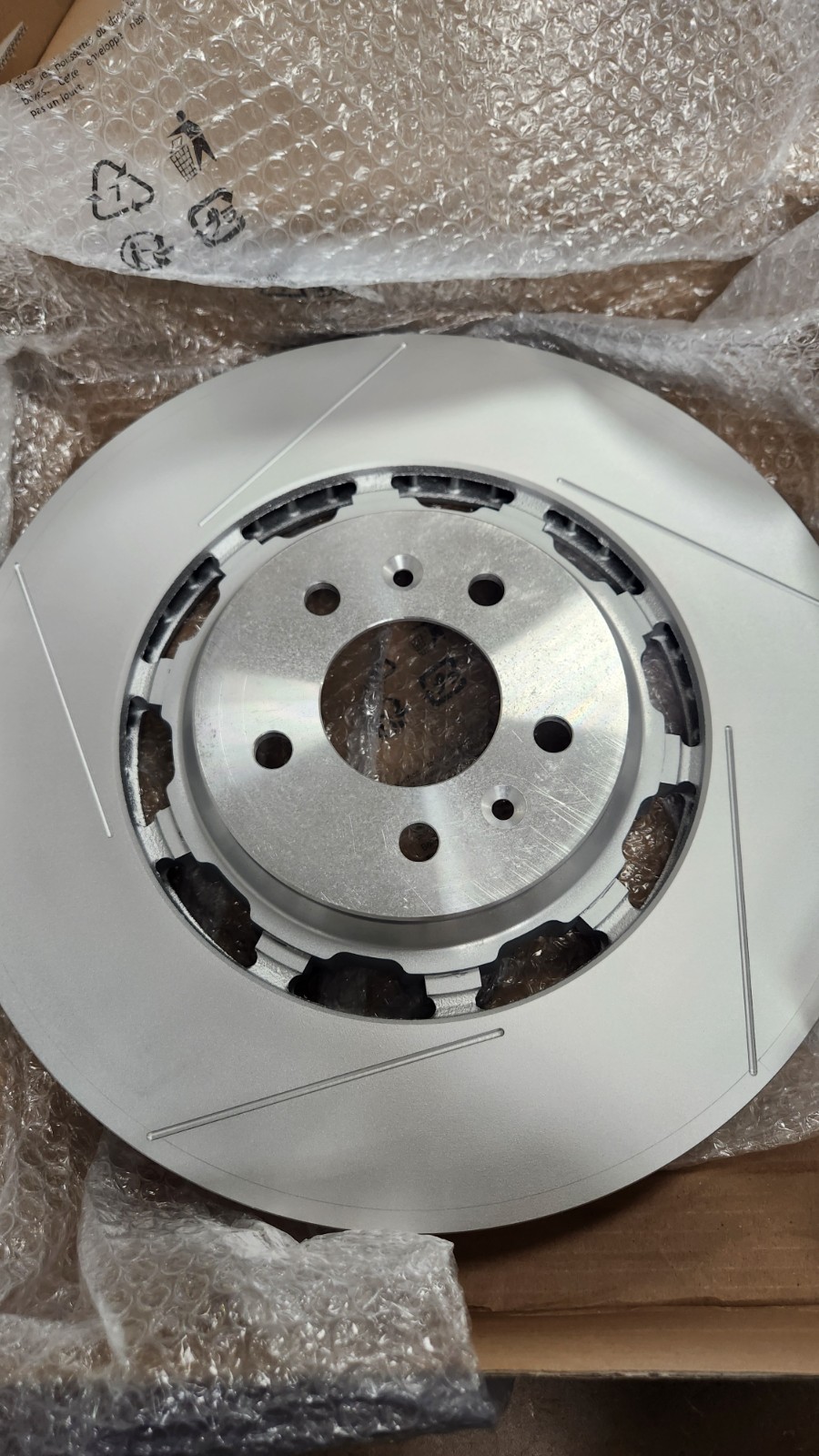 12-16 Aston Martin V8 Vantage Front Brake Rotor Set BG331125BA