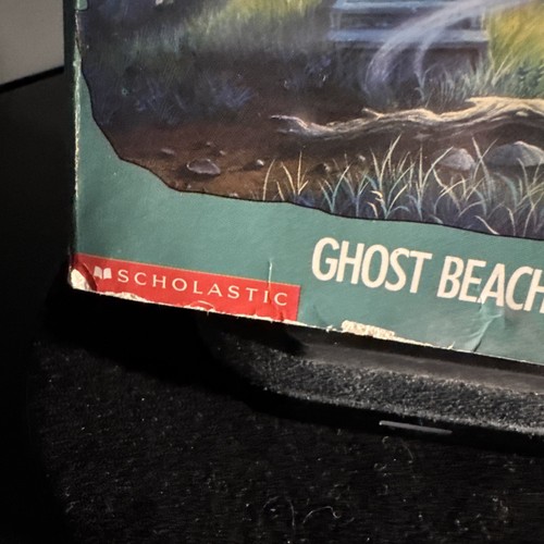 Ghost Beach #22 Goosebumps R.L. Stine, 1994 Paperback Book Scholastic - Picture 7 of 11