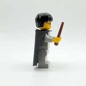 LEGO Harry Potter Minifigure with Wand - hp005 - Harry Potter Set 4702 4730