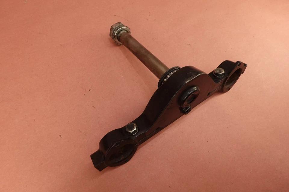 Harley-Davidson Road King 1999-2006 FLHRI triple árbol abrazadera inferior vástago Foto 3 de 4