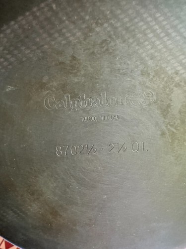 VINTAGE Set di 3 Calphalon: 141 4 QT Pot, 1388 8" Skillet, 8702 1/2 2 1/2 QT Pot - Foto 11 di 16