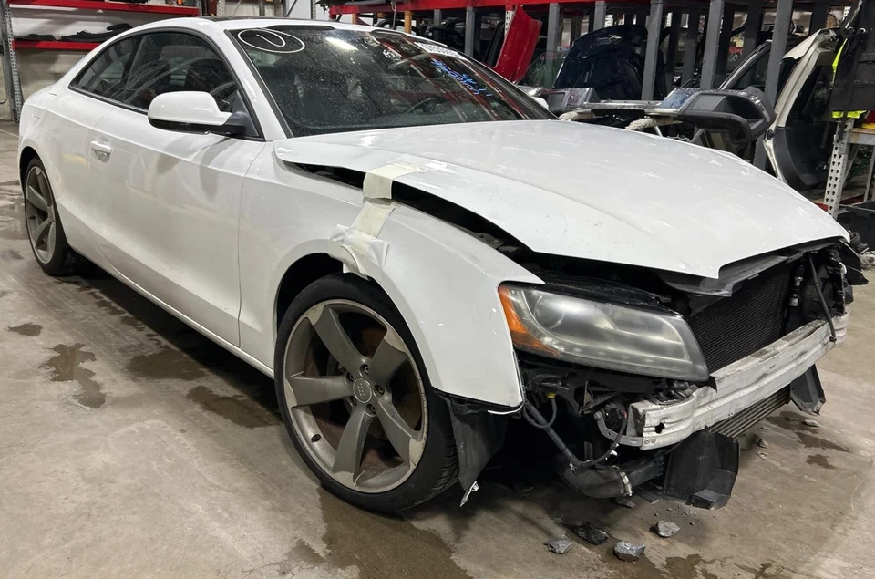 2015 Audi A5 2.0L Automatic Transmission Assembly 80K AWD Quattro 8 speed 11-17 — 第 3/4 张图片