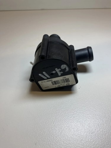 AUDI A5 8T3 Zirkulationswassermotor 059121004F 2.70 Diesel 140kw 2009 20774469
