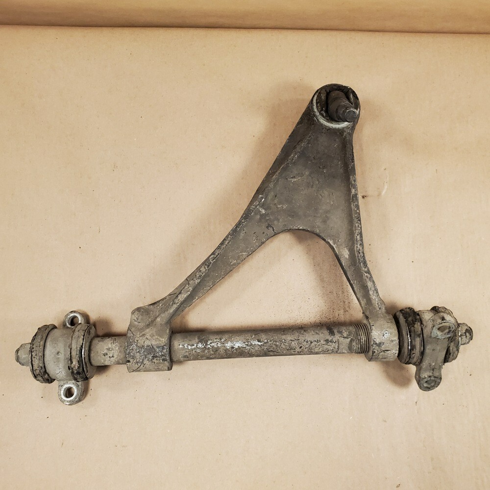 新政　 X-type JAGUAR XF X260 FRONT LEFT LOWER WISHBONE CONTROL ARM