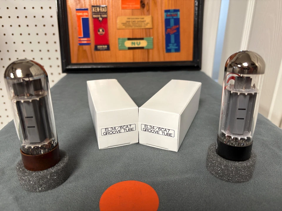 Par de tubos ranurados combinados - EL34 / 6CA7 - Amplitrex - Puntuaciones de prueba muy fuertes Foto 2 de 4