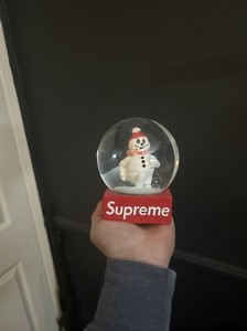新品 21AW Supreme globe スノードーム Supreme シュプリーム 21AW Snowman Snowglobe スノーマン