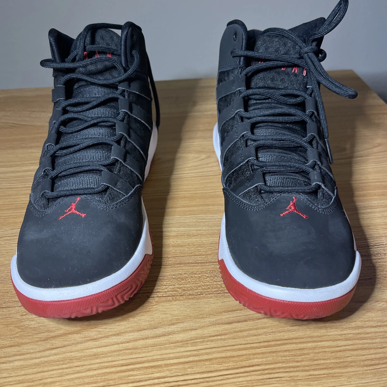 Scarpe da basket Nike Air Jordan Max Aura AQ9216 023 PS nere rosse 7 anni (8 5 donne)