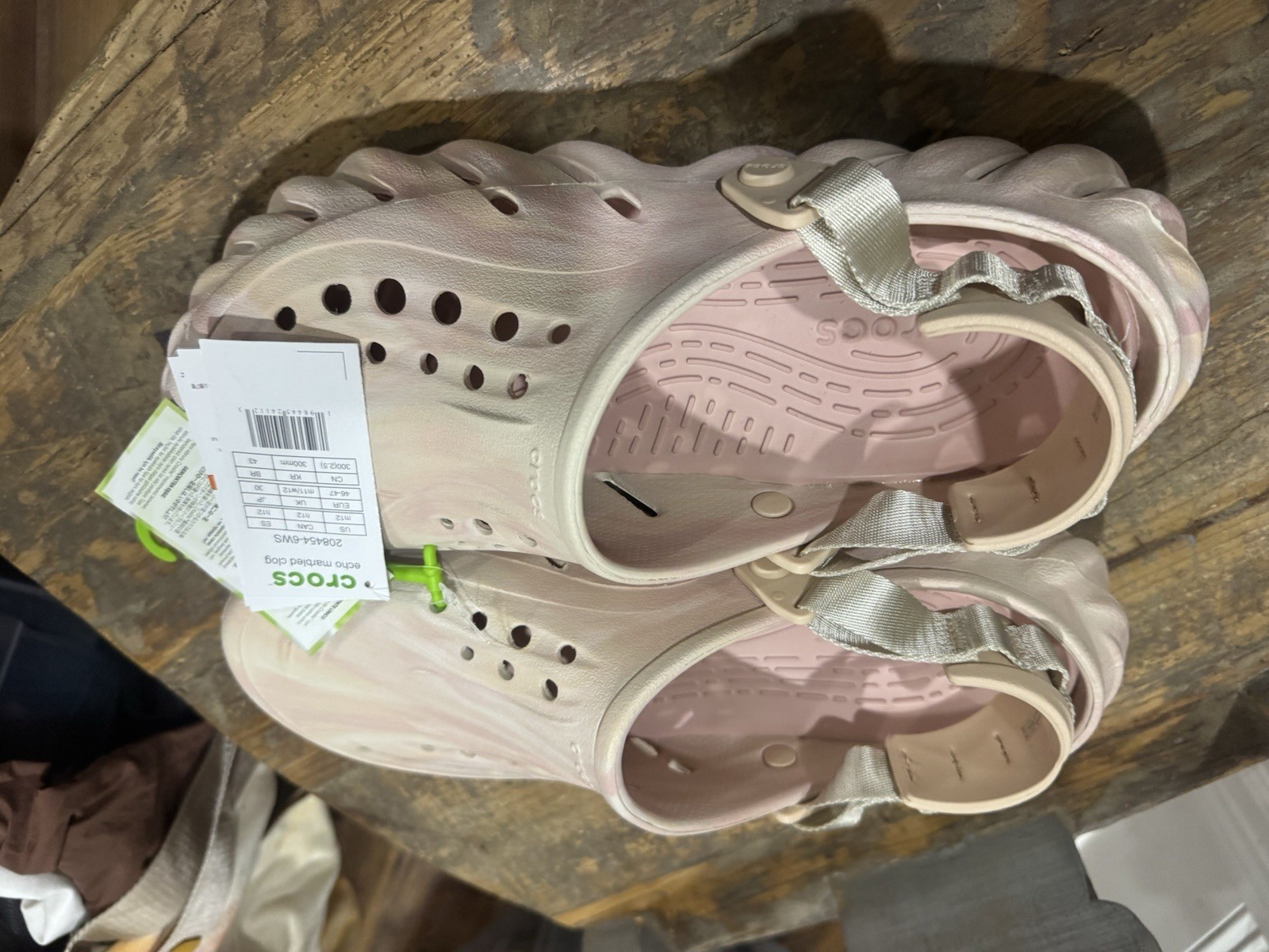Croc Rare  Echo Marbled  Pink And Cream image 3