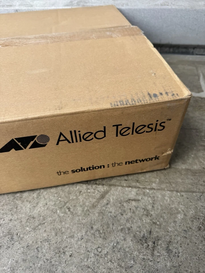 SEALED NEW VERINT BA-SW-28POE+ ALLIED TELESIS AT-X230-28GP-10 EDGE SWITCH - Image 2 of 4