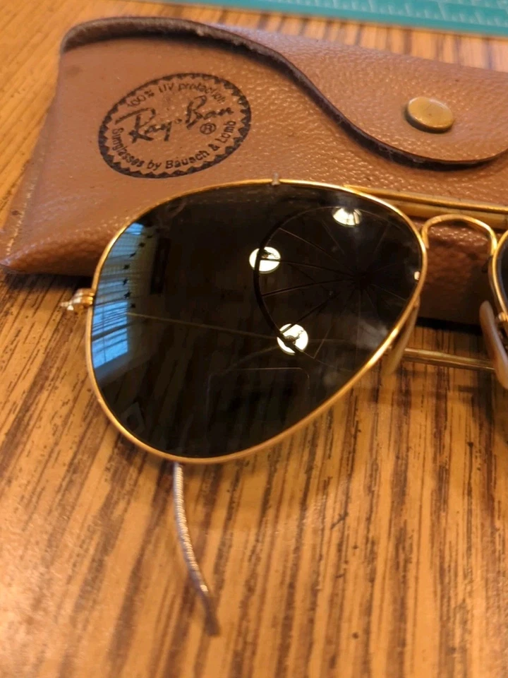 Vintage B&L Ray Ban USA Shooter Wrap-Around Sunglasses Gold Frames & Case - Image 2 of 4