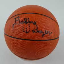 Bobby Wanzer Signed 5.25