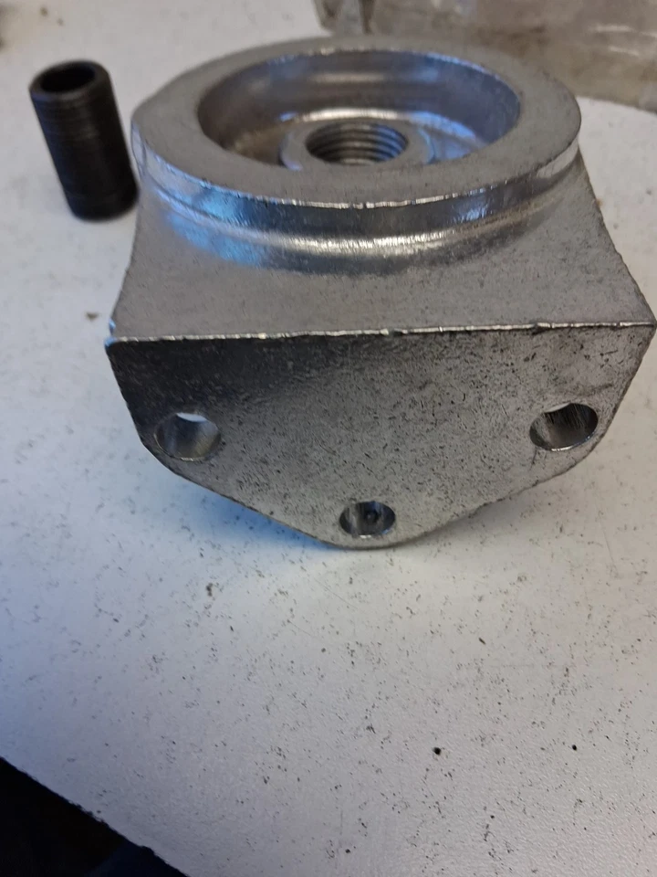 FILTRO DE ACEITE USADO LIMPIO PORSCHE 356A 356B 356C 356SC 912 BRIDA DE REUBICACIÓN BRKT 2 Foto 3 de 4