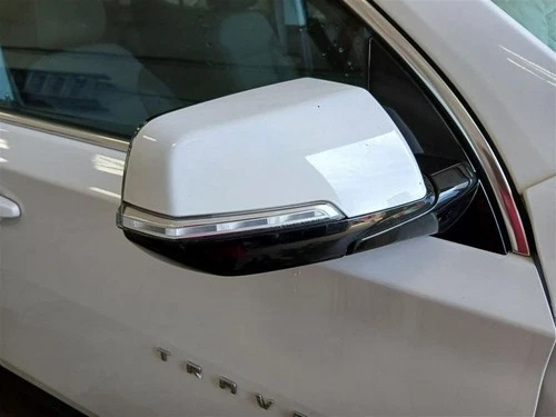 2018-2022 Chevrolet Traverse Right Passenger Side View Door Mirror White OEM
