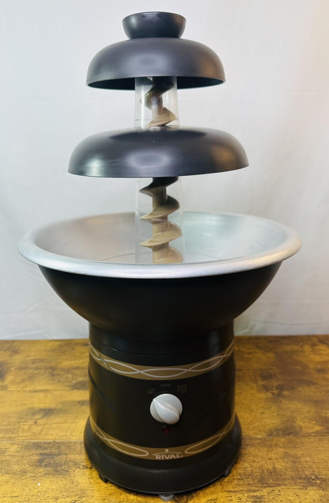 Vintage Rival Chocolate Fountain 3 Tier CFF5 21 Inches 35lbs chocolate