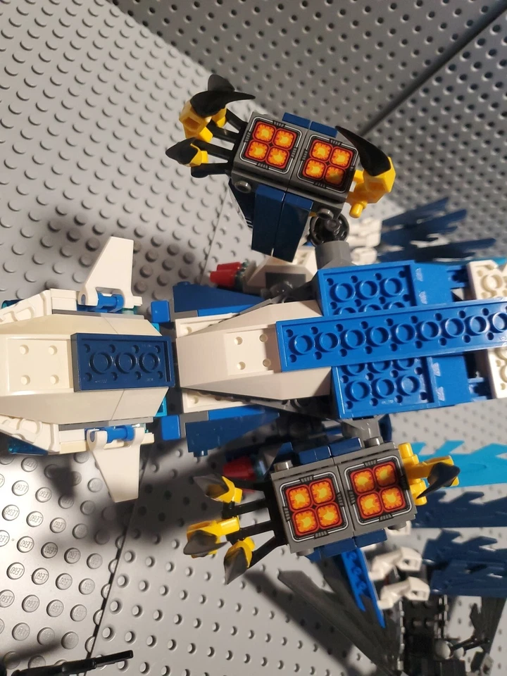 LEGENDS OF CHIMA Bundle Pack, Super Pack 3 in 1 (Sets 70000, 70001, and 70003) - Image 4 of 4