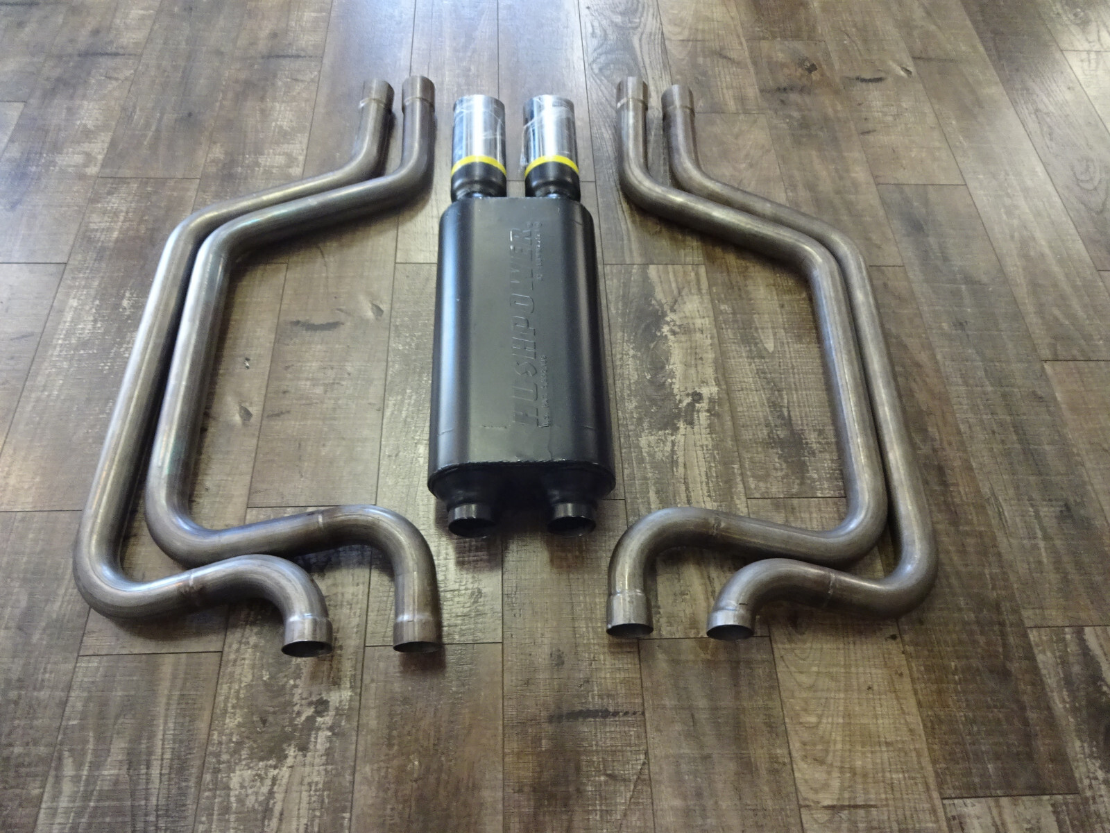 Ferrari 365 Daytona- Set Of Exhaust Pipes And Muffler Aftermarket