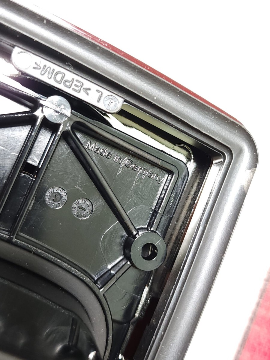 NEW ORIGINAL MERCEDES BENZ KRISTALL Rückleuchten W463 A4638201964  