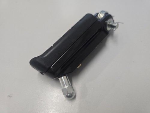 GENUINE SYM NHT 125 EFI 2019-21 LEFT FRONT RIDERS FOOT PEG inc. PIN & SPRING - Picture 2 of 8
