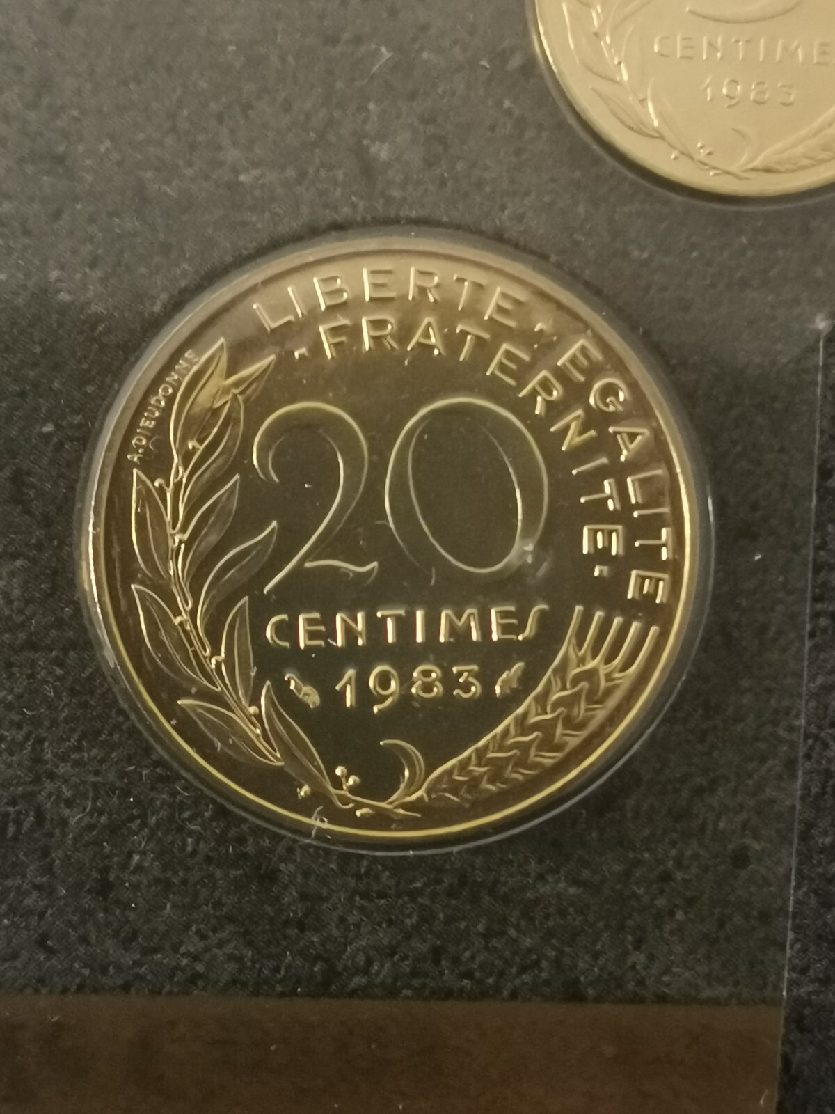 Picture 1 of 3