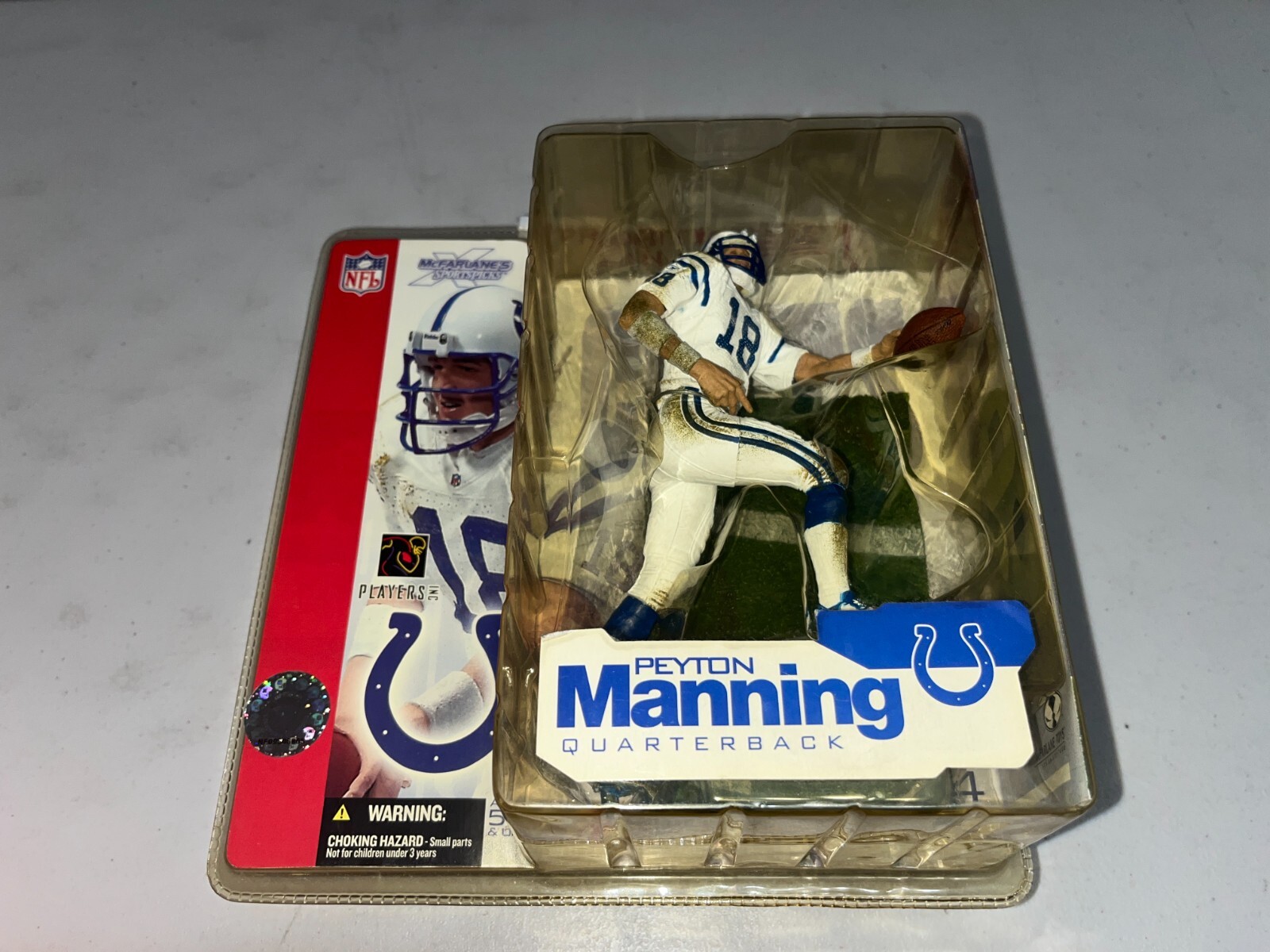PEYTON MANNING 2002 McFARLANE TOYS SPORTS PICKS - DIRTY WHITE JERSEY + BONUS