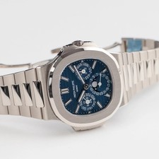 Patek Philippe Nautilus 5740/1G-001 Perpetual Calendar Moon Phases (2026) 9