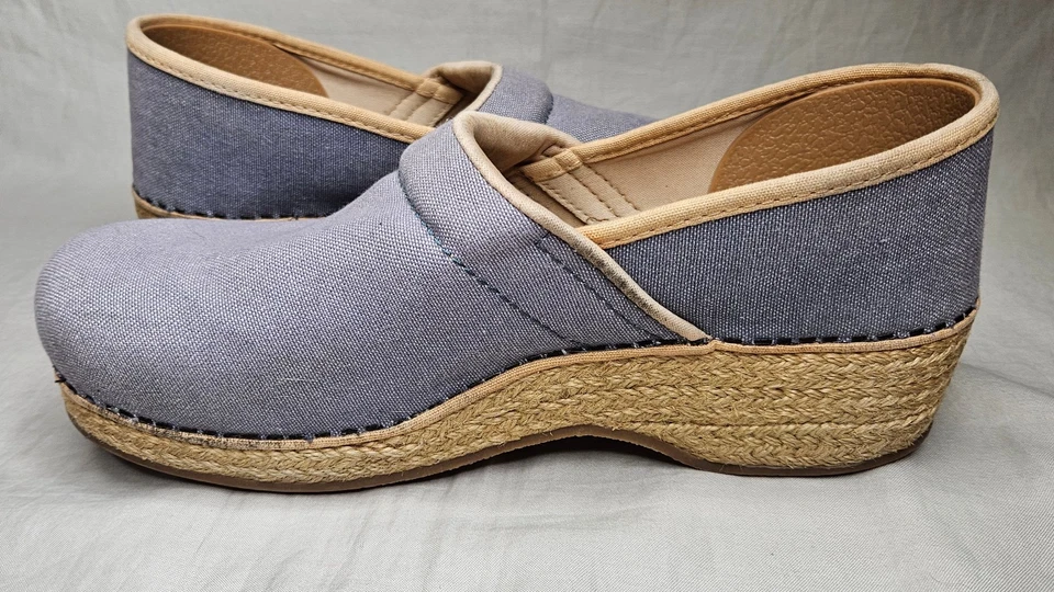 Zuecos veganos Dansko para mujer US 10 10,5 EUR 40 azul lona bordado cachemira zapato Foto 4 de 4