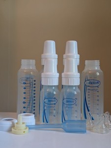 Dr. Browns Bottles 4 Pack (2 - 8 oz bottles) and (2 - 4 oz bottles) With Extras