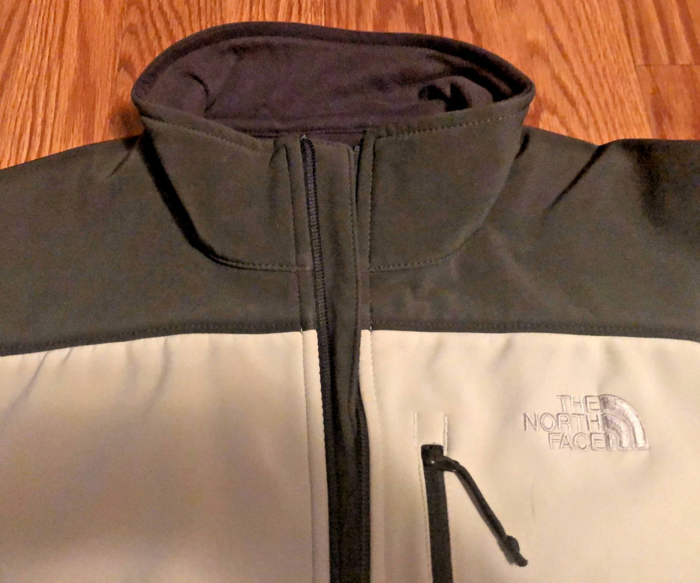 North Face Apex Bionic Softshell Two-Tone Jacket … - image 2