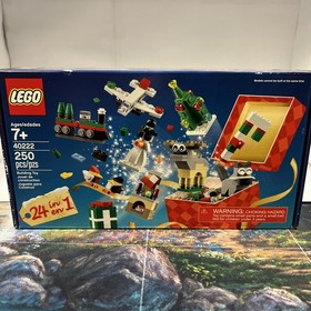 LEGO Seasonal: Christmas Build-Up (40222) Sealed