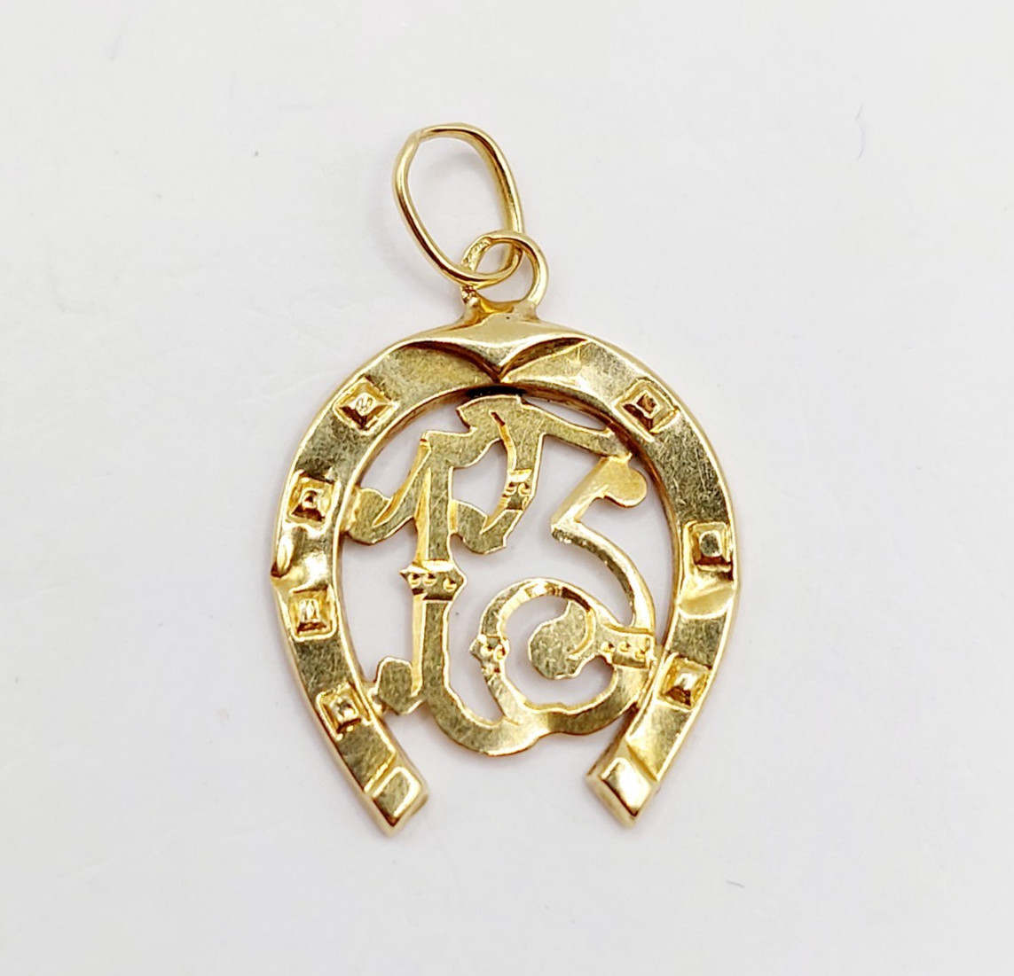 Colgante vintage de oro 18k herradura y número 13, suerte