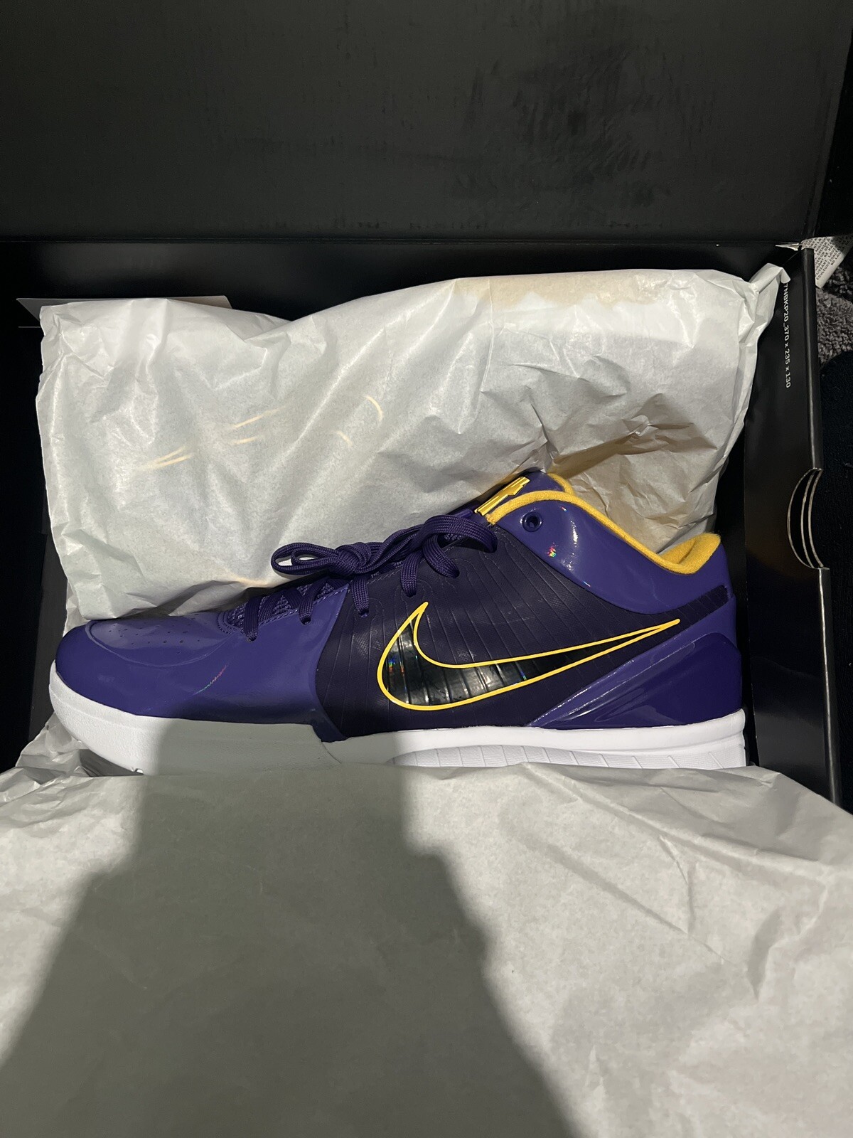 kobe protro 4 Undefeated court purple 