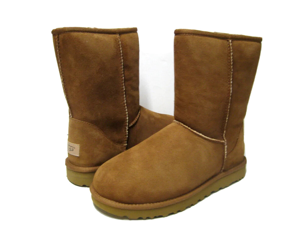 UGG CLASSIC SHORT II WOMEN BOOTS SUEDE CHESTNUT US /UK /EU 40