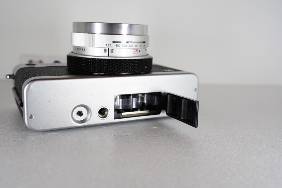 Yashica Electro 35 GX Silver 40mm f1.7 Rangefinder film
