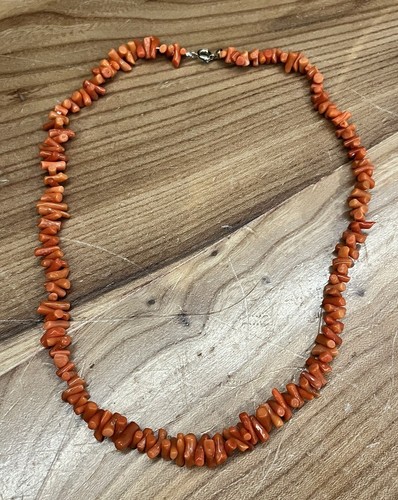 Collier Ras Du Cou En Corail Naturel Orange - Branche Irrégulière (occasion)
