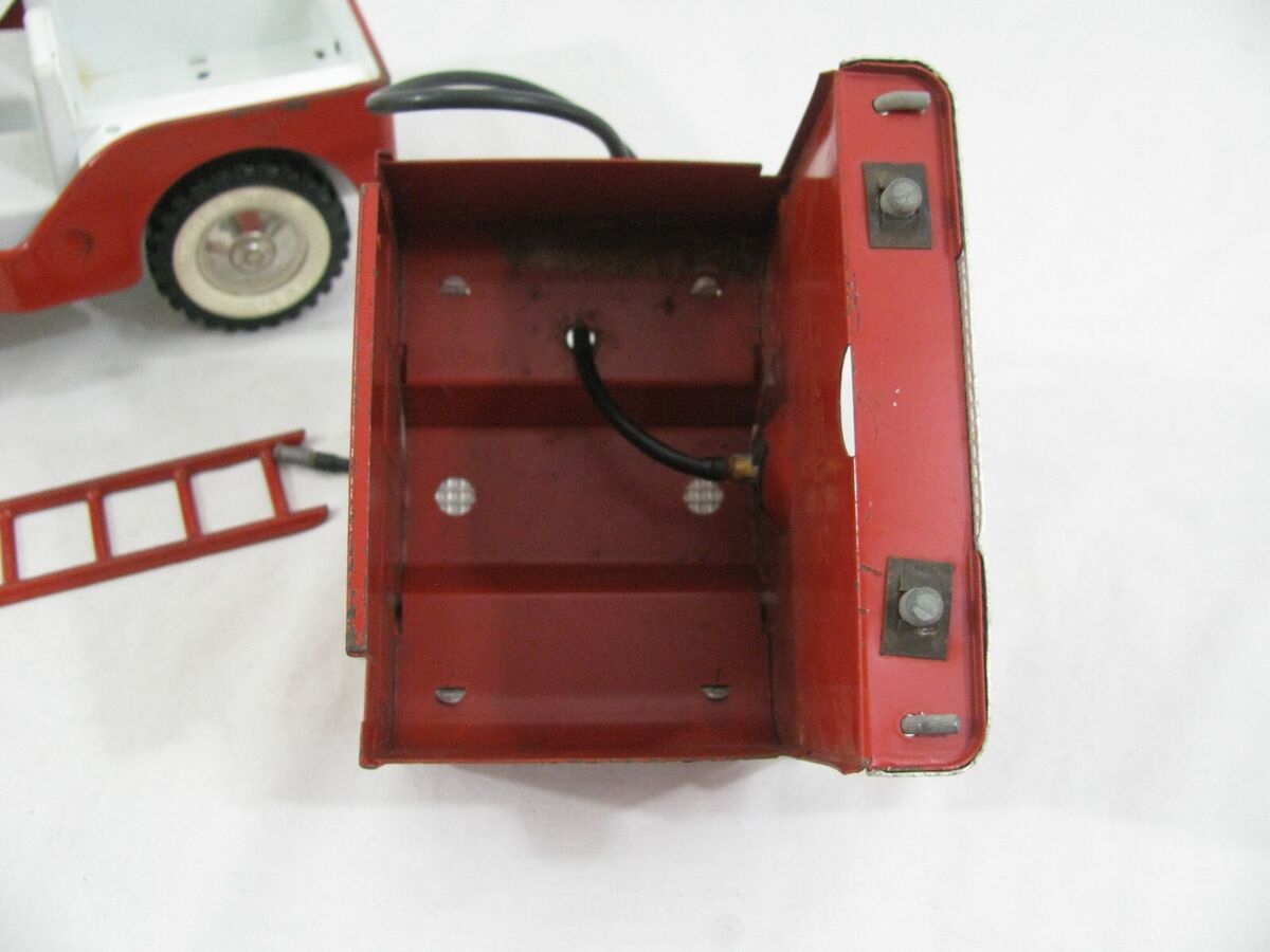 Vintage 1963-65 Tonka Toys Willy's Jeep Pumper Fire Truck Vintage 1963-65 Tonka Toys Willy's Jeep Pumper Fire Truck