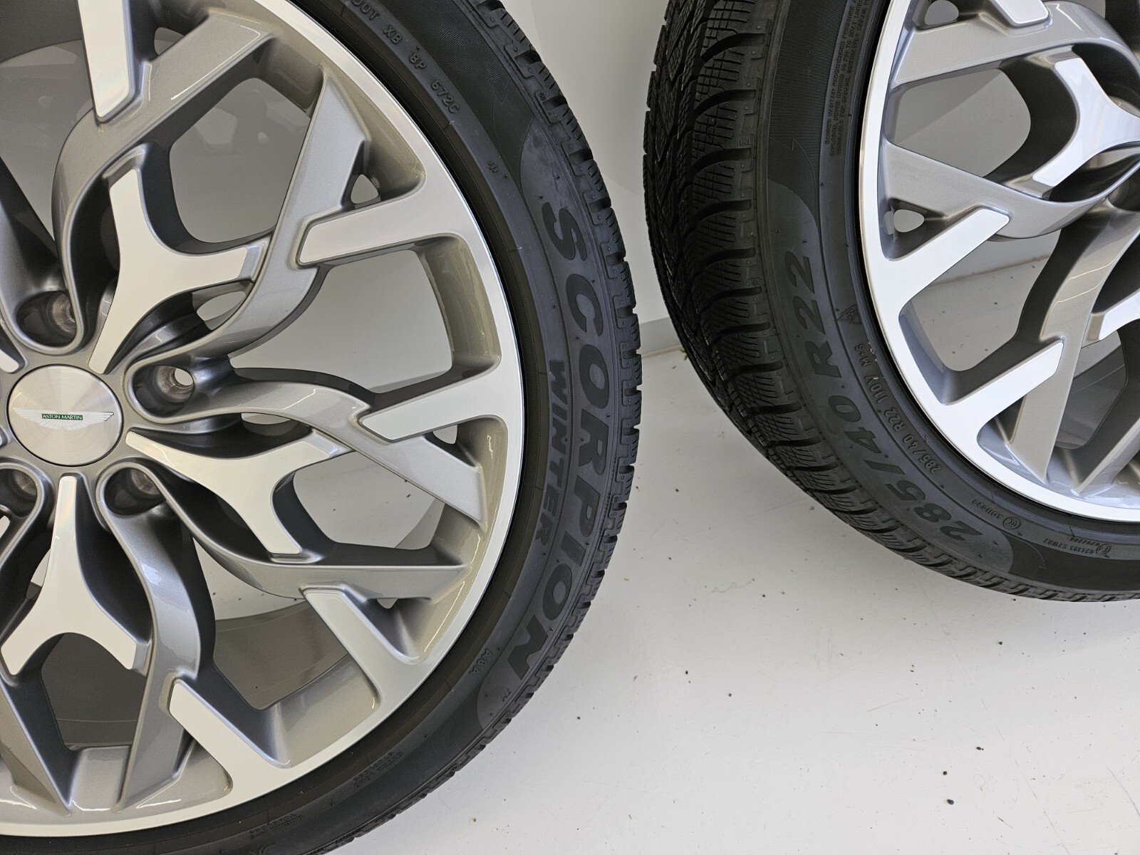 Aston Martin DBX 707 4x 22 Inch wheels and Pirelli Winter Tyres - Image 9