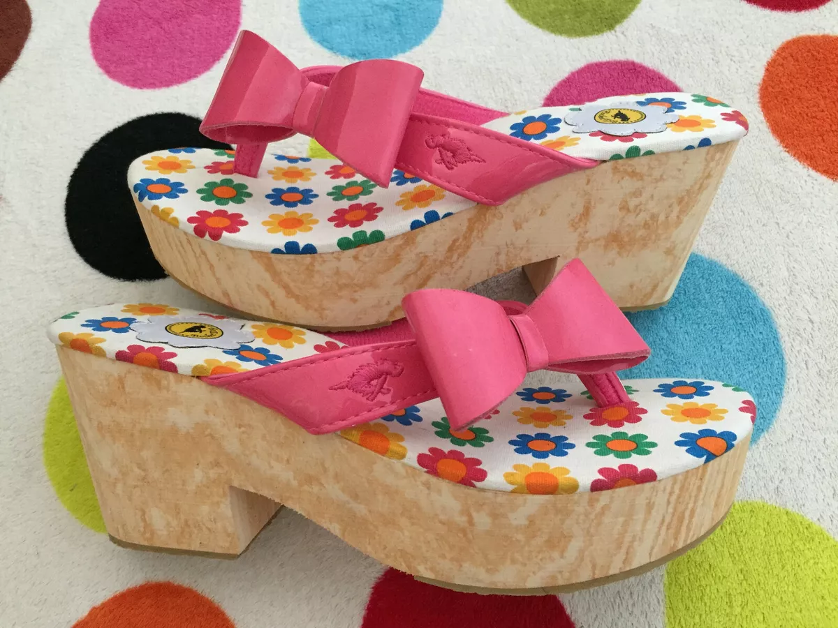 Rocket dog sandals uk new arrivals