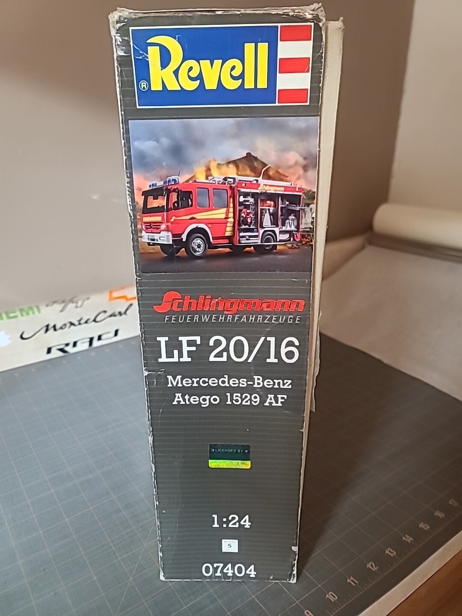Revell Mercedes-Benz Atego 1529 1/24 模型・プラモデル