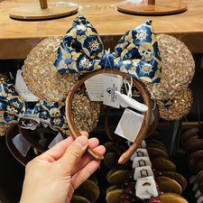 2025 Pirates of The Caribbean Gold Sequined Minnie Ears Disney.Parks Headband