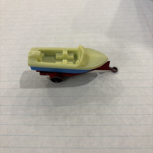 Vintage Midgetoy Blue/Cream Speed Boat & Red Trailer 1/64 Plastic/Diecast FREE S