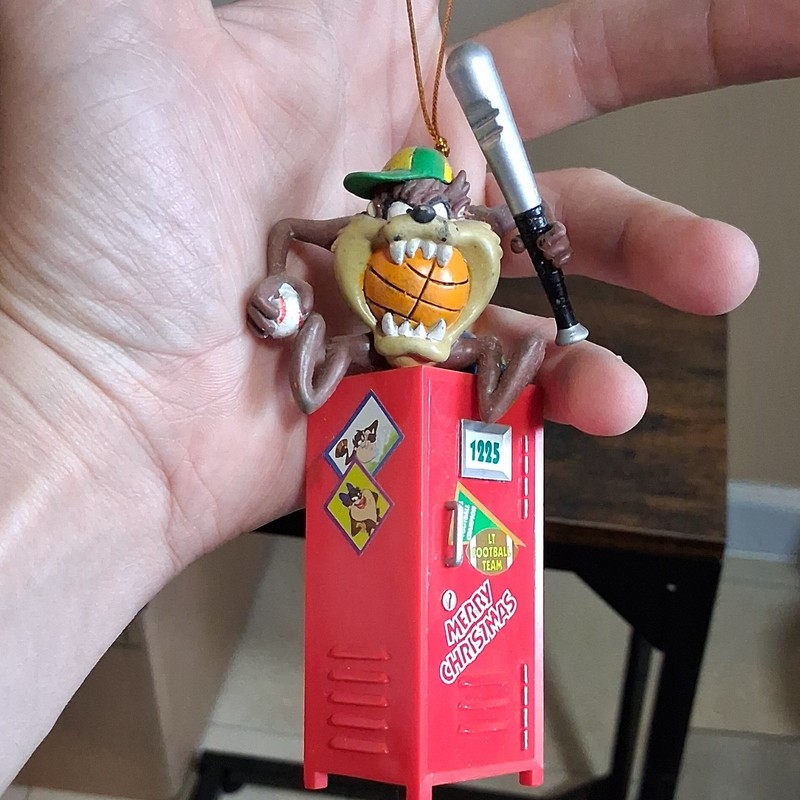 Warner Bros. Looney Tunes Taz Merry Christmas Red Locker Hanging Ornament 1998