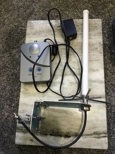 used wilson db pro signal booster with antenna