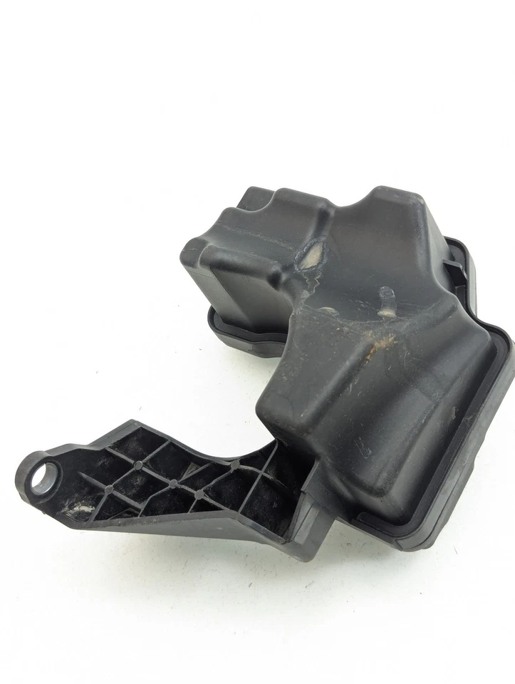 2011 Mini Cooper S R56 R57 R55 R58 R59 Vacuum Pressure Tank Reservoir 7560916 - Image 3 of 4