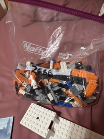 LEGO City #7686 Helicopter Transporter - Complete, All Figs, No Box